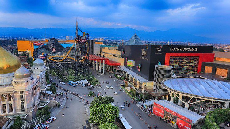 trans studio