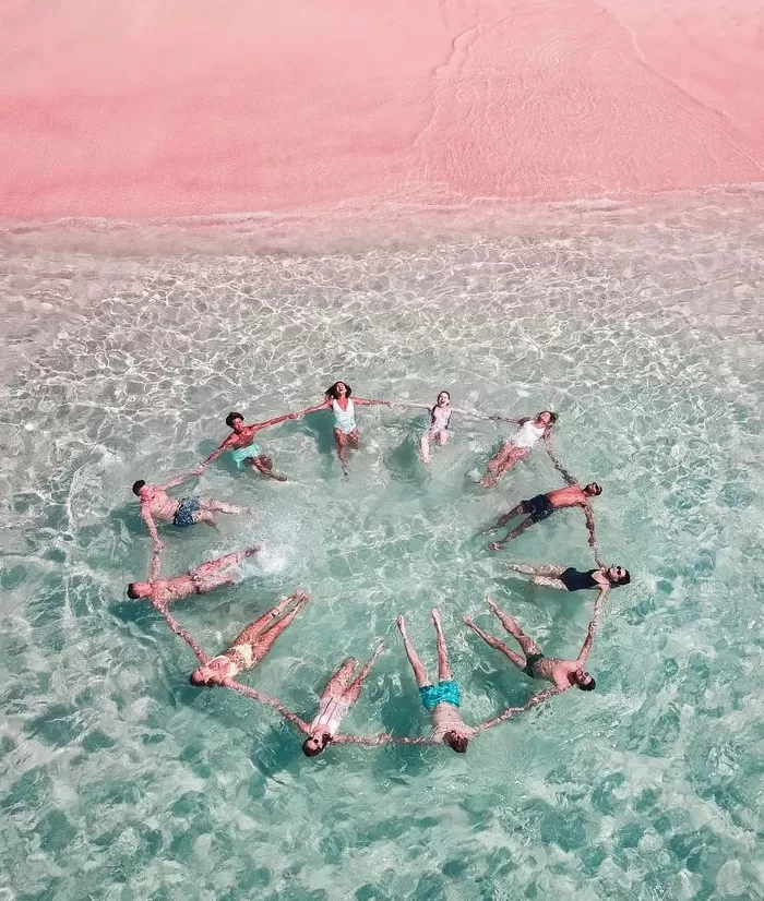 pantai pink