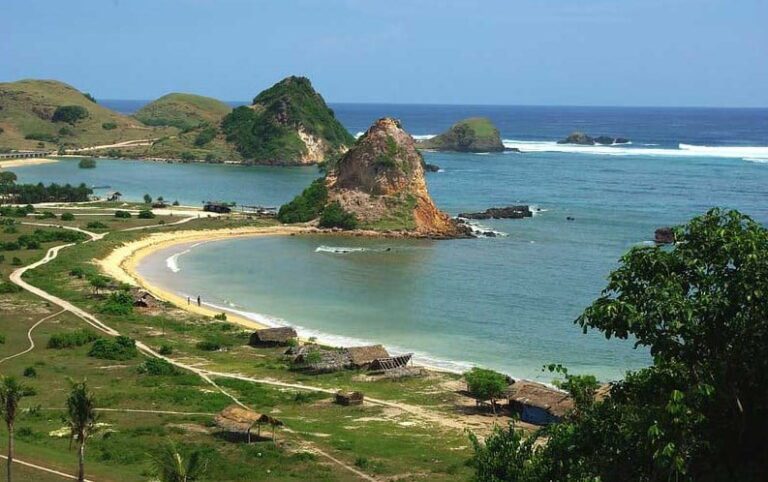 pantai kuta lombok