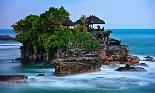 Sejarah dan Makna Spiritual Pura Tanah Lot